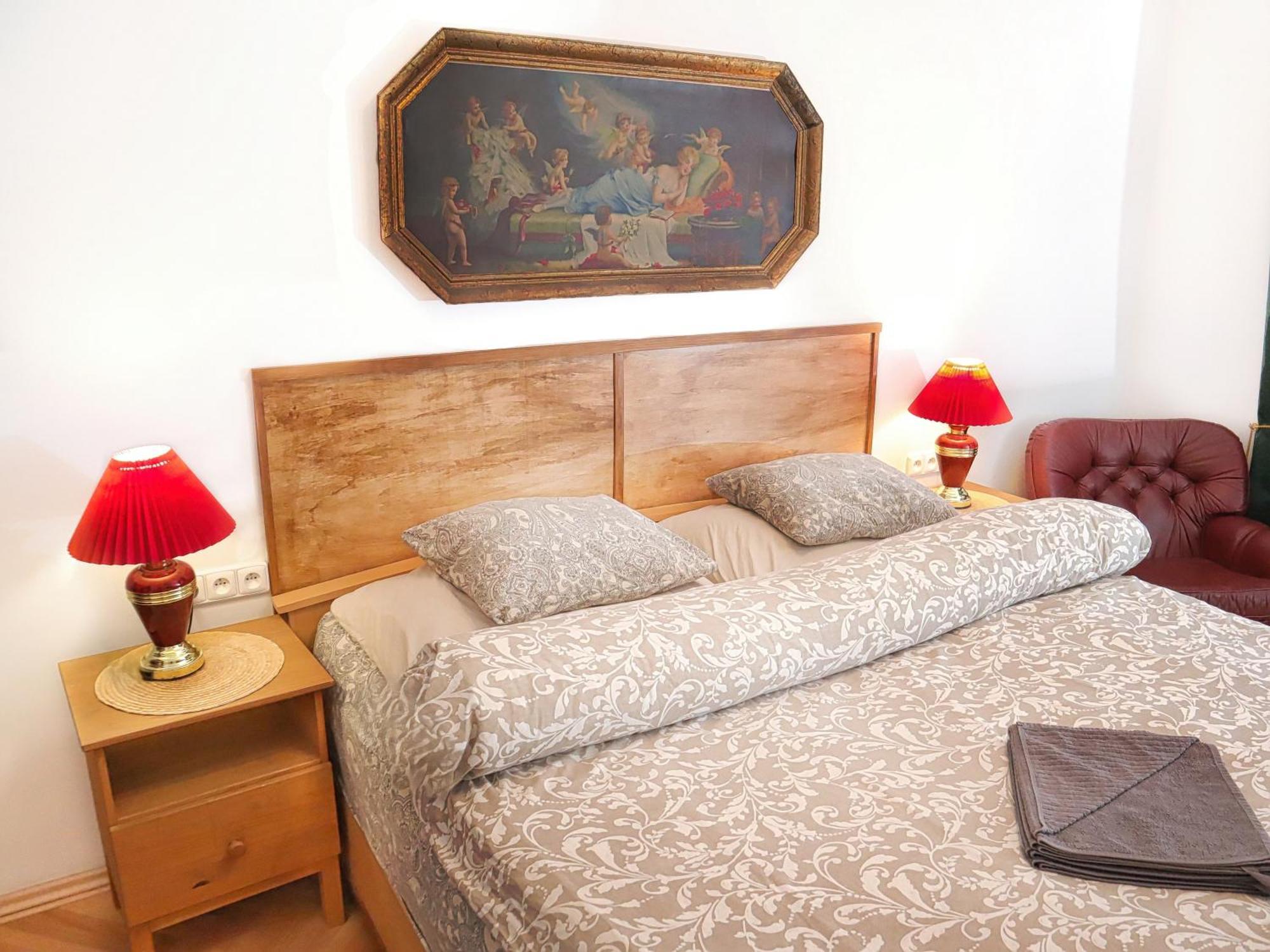 Old Town & Parking Assistance Apartment ปราก ภายนอก รูปภาพ